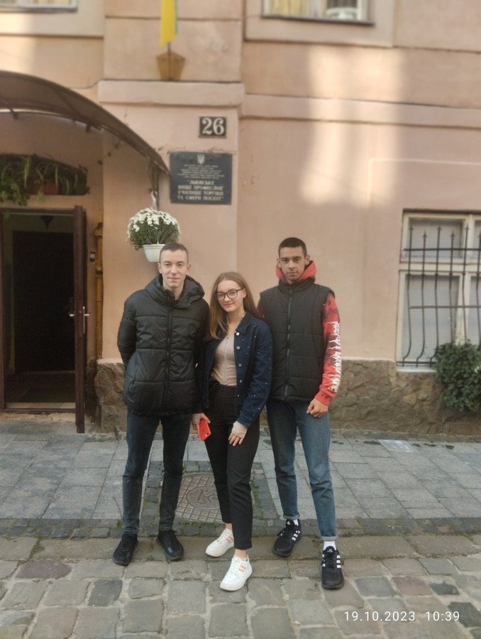 Ти - лідер, якщо твої дії надихають інших! - Фото №3 Ти - лідер, якщо твої дії надихають інших! - Фото №3