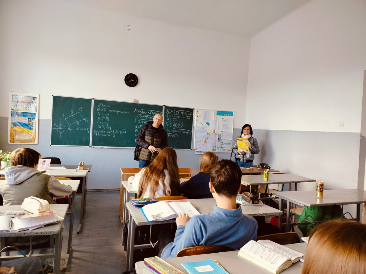 Залізниця - механізм, що не зупиняється ні на мить - Фото №10
