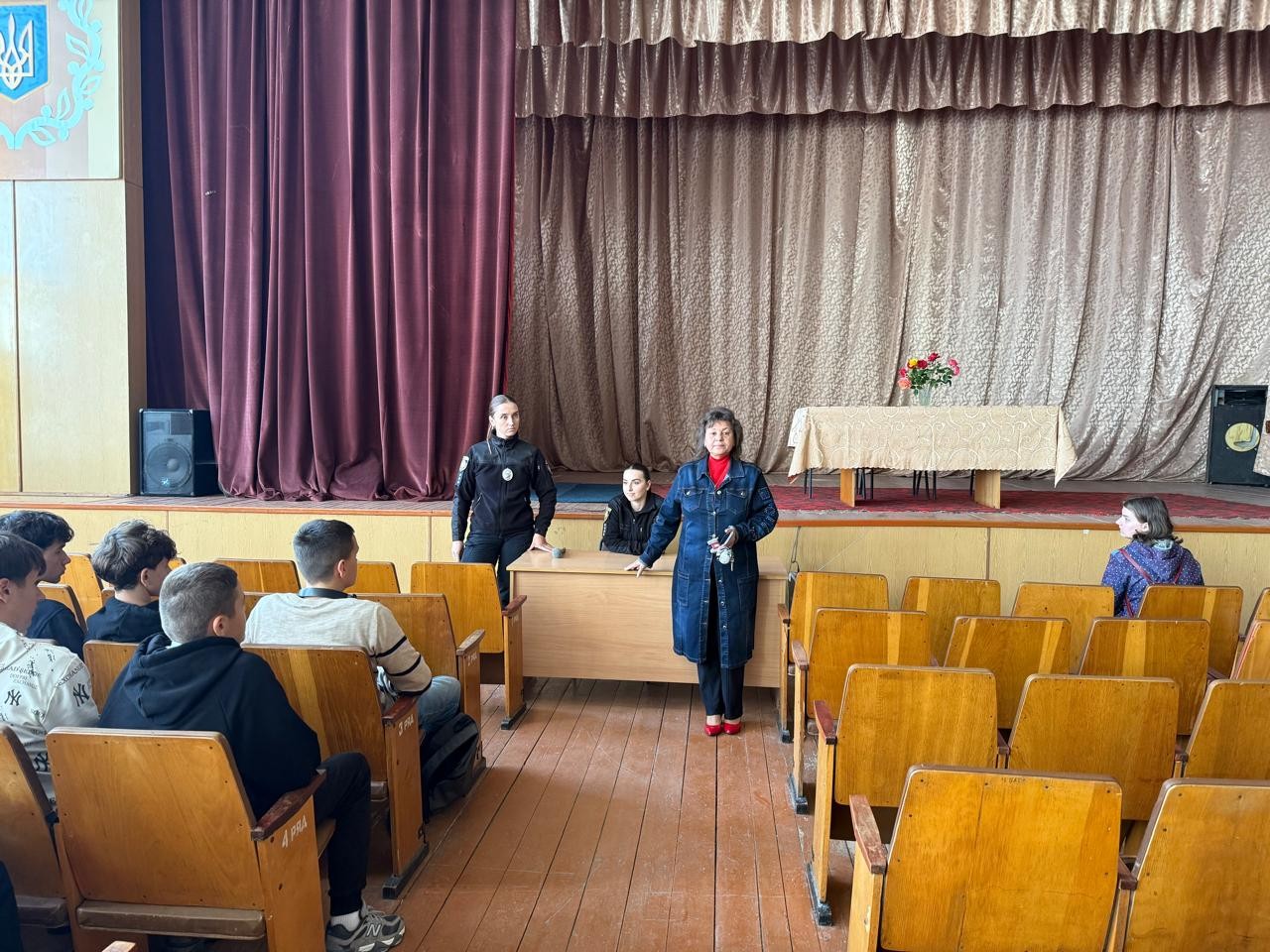 Виховуємо свідому і відповідальну молодь! - Фото №2 Виховуємо свідому і відповідальну молодь! - Фото №2