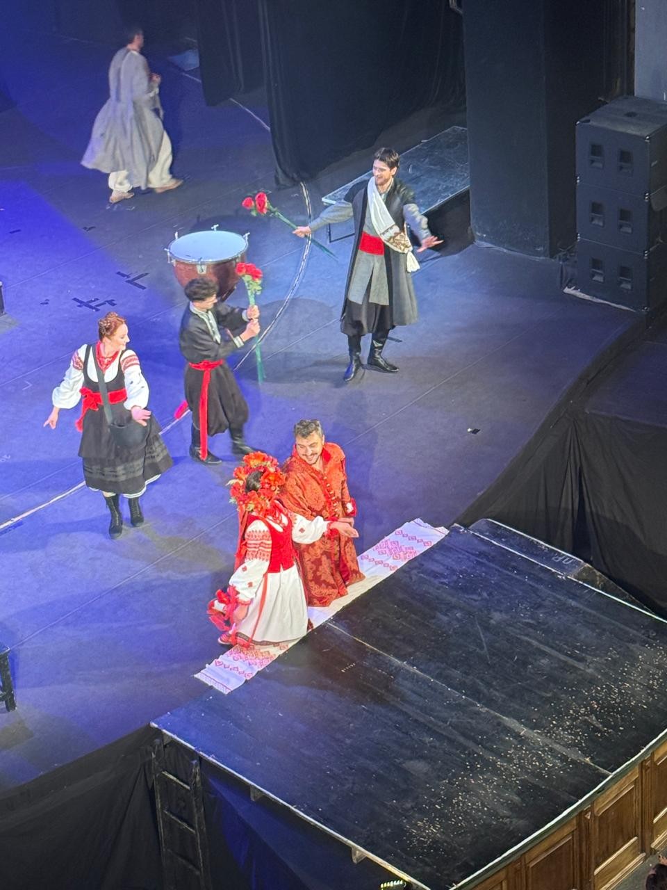 Незабутні емоції театрального мистецтва - Фото №6 Незабутні емоції театрального мистецтва - Фото №6