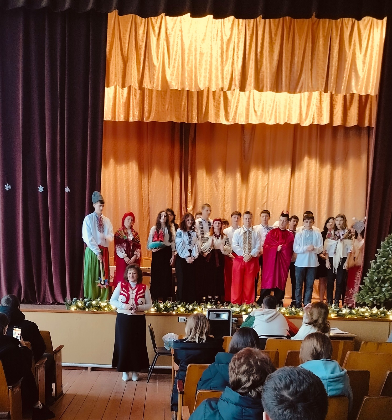 Різдво - час, коли світ найближче до неба! 🌟 - Фото №13