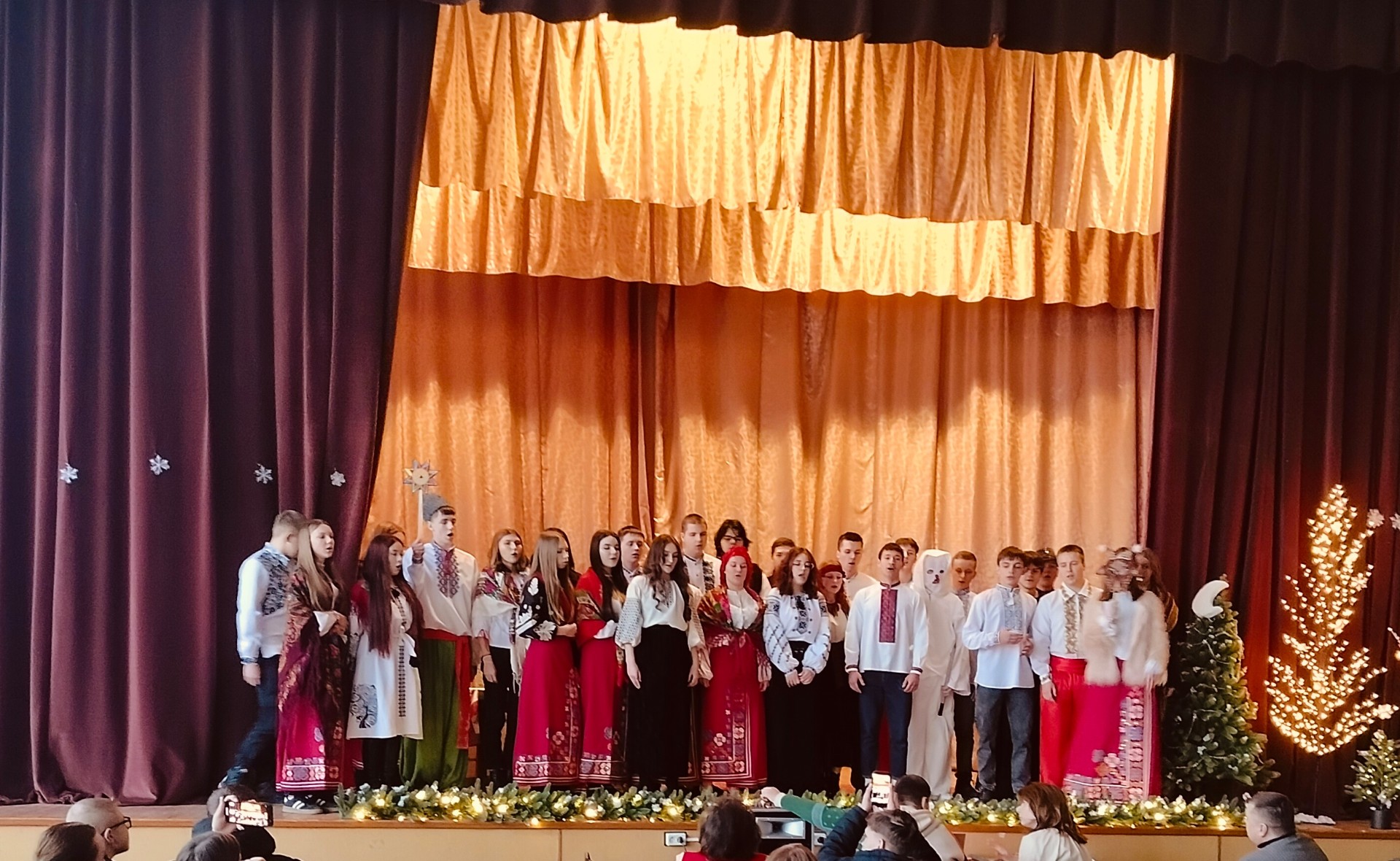 Різдво - час, коли світ найближче до неба! 🌟 - Фото №14