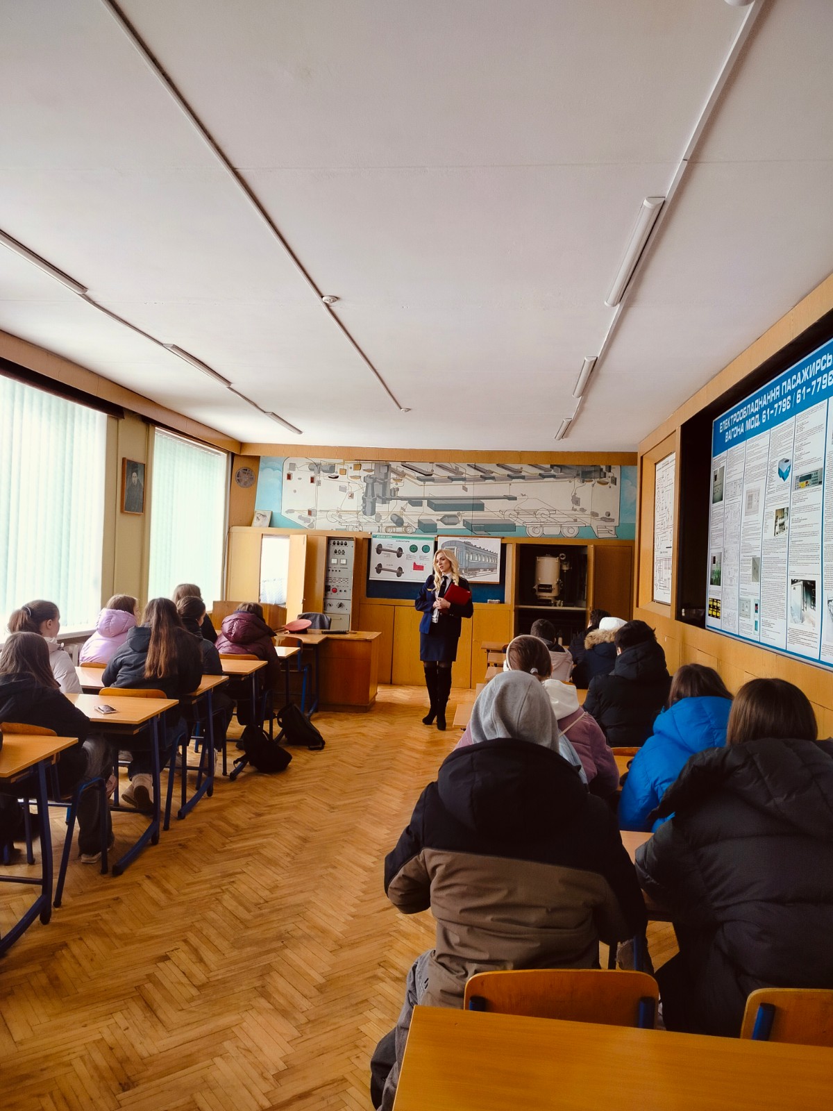 У колі роботодавців та майбутніх абітурієнтів - Фото №10