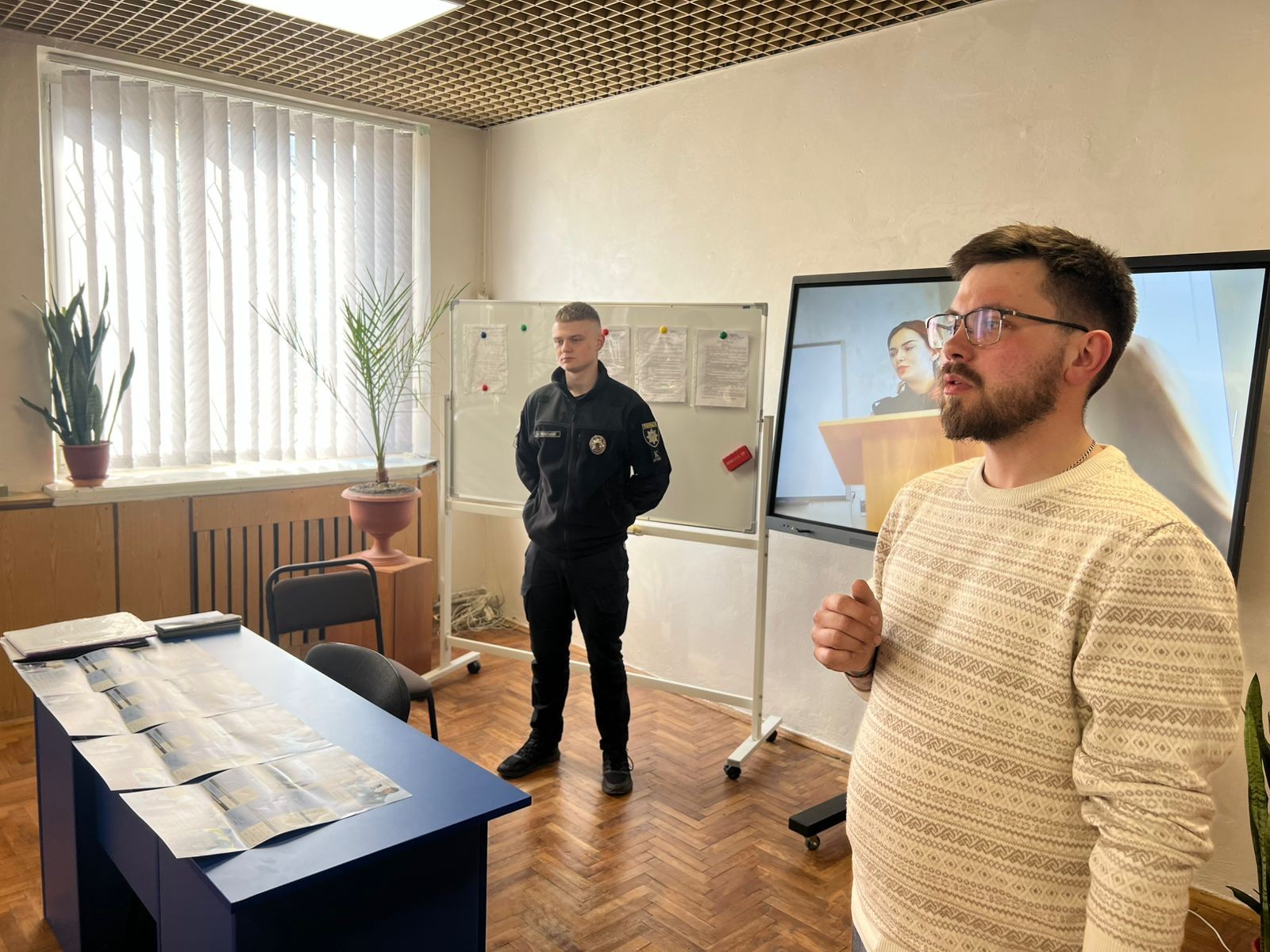 Честь, закон, відповідальність - основа сильної держави! - Фото №4 Честь, закон, відповідальність - основа сильної держави! - Фото №4