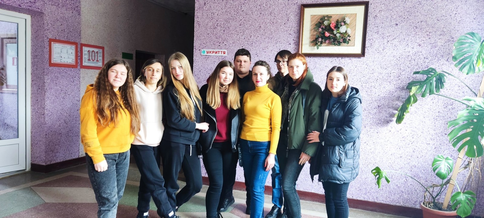 Їх кредо - ПРАВДА, їх герой - ЛЮДИНА, а мета - СВОБОДА ! Їх кредо - ПРАВДА, їх герой - ЛЮДИНА, а мета - СВОБОДА !