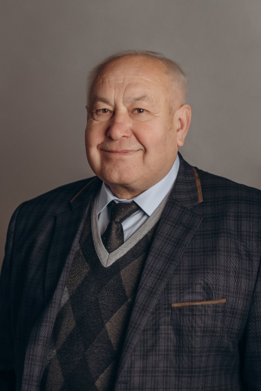 Татарин Богдан Михайлович