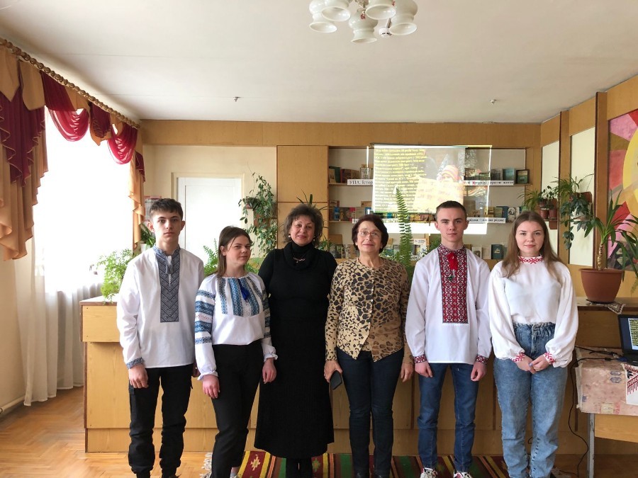 Тисячолітній свідок історії України - символ  свободи і непоборності!