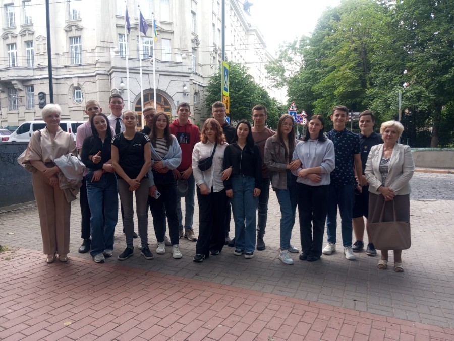 "Сватання на Гончарівці": весело, пізнавально, незабутньо!