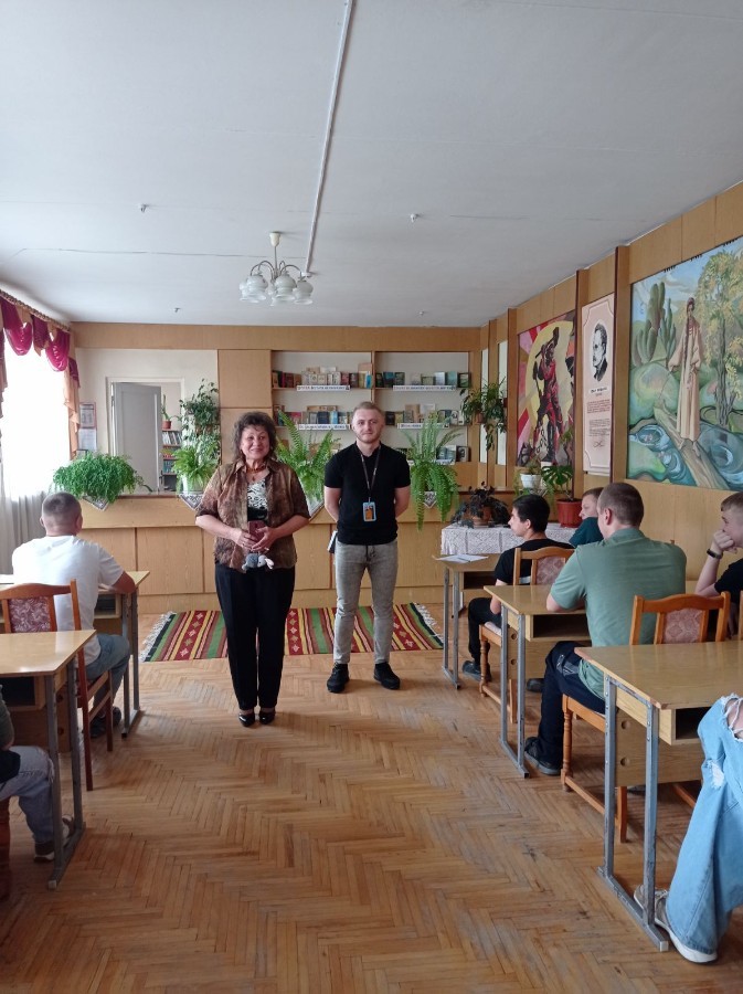 Все про працю неповнолітніх