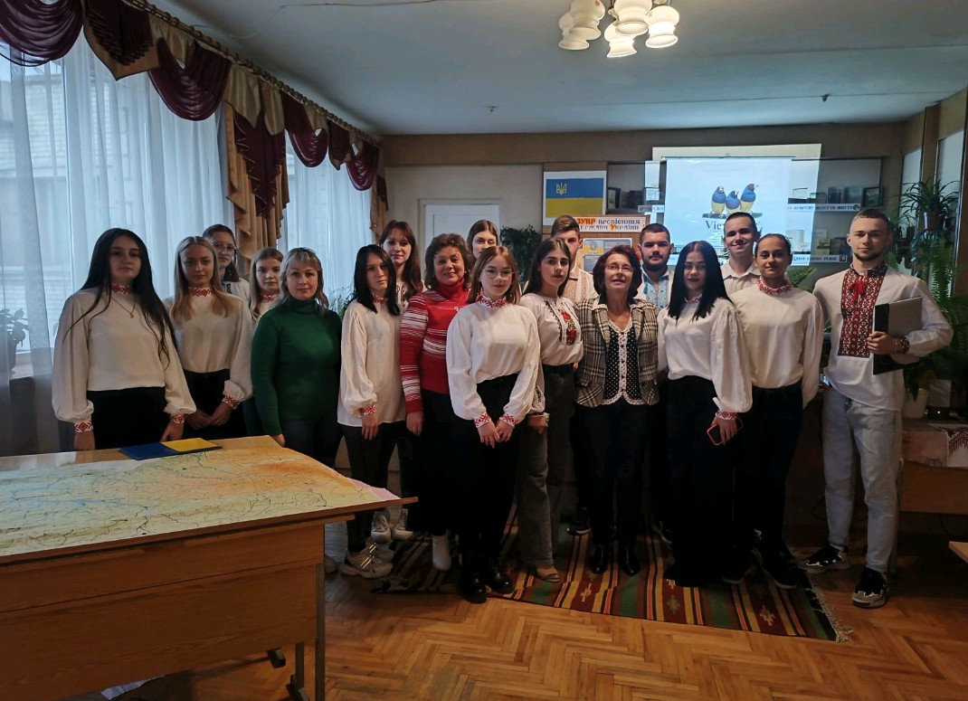 Щораз вертається річниця, велика й славна,- Листопад! Щораз вертається річниця, велика й славна,- Листопад!