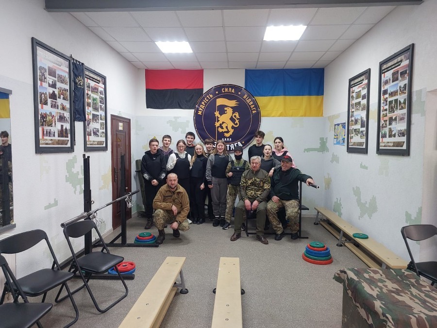 Наполегливий в навчанні - впевнений в бою!