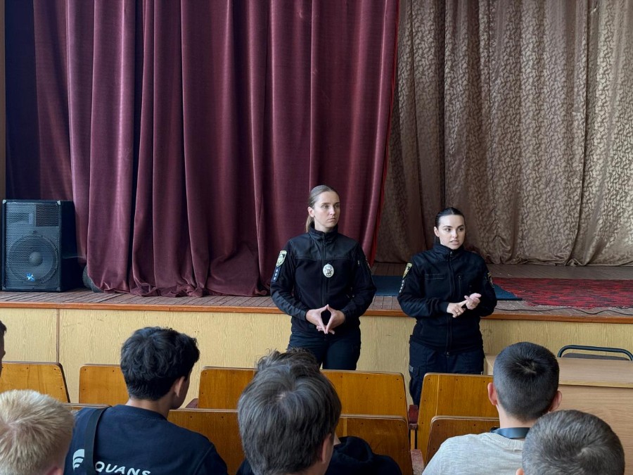 Виховуємо свідому і відповідальну молодь!