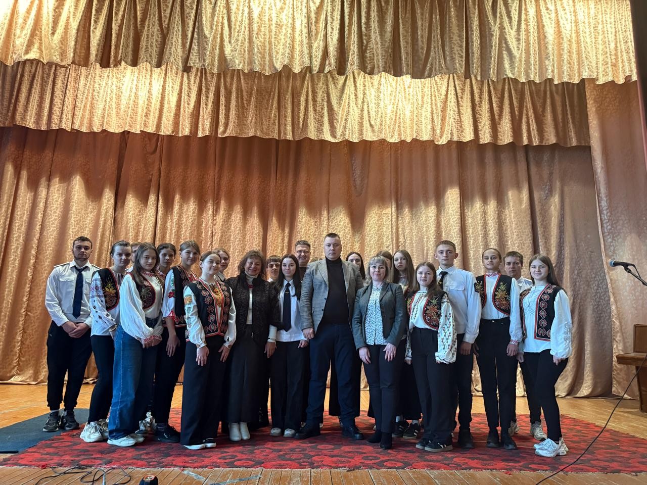 Колія долі - українським шляхом