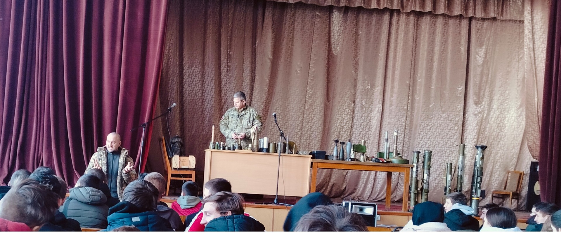 Безпека починається з усвідомленості Безпека починається з усвідомленості